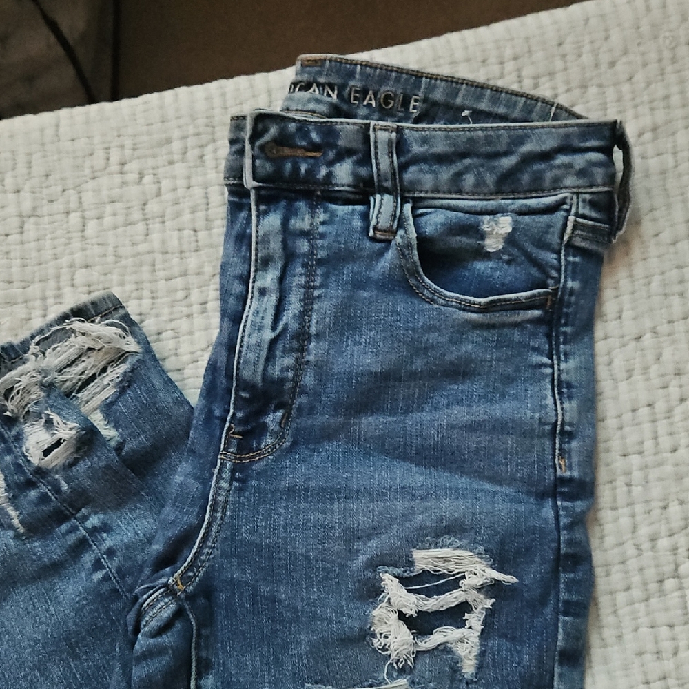 American Eagle Outfitters Women's Distressed Blue Boyfriend Jeans
